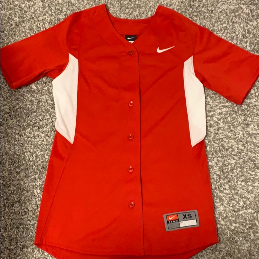 💚2/$30 NIKE women’s baseball jersey